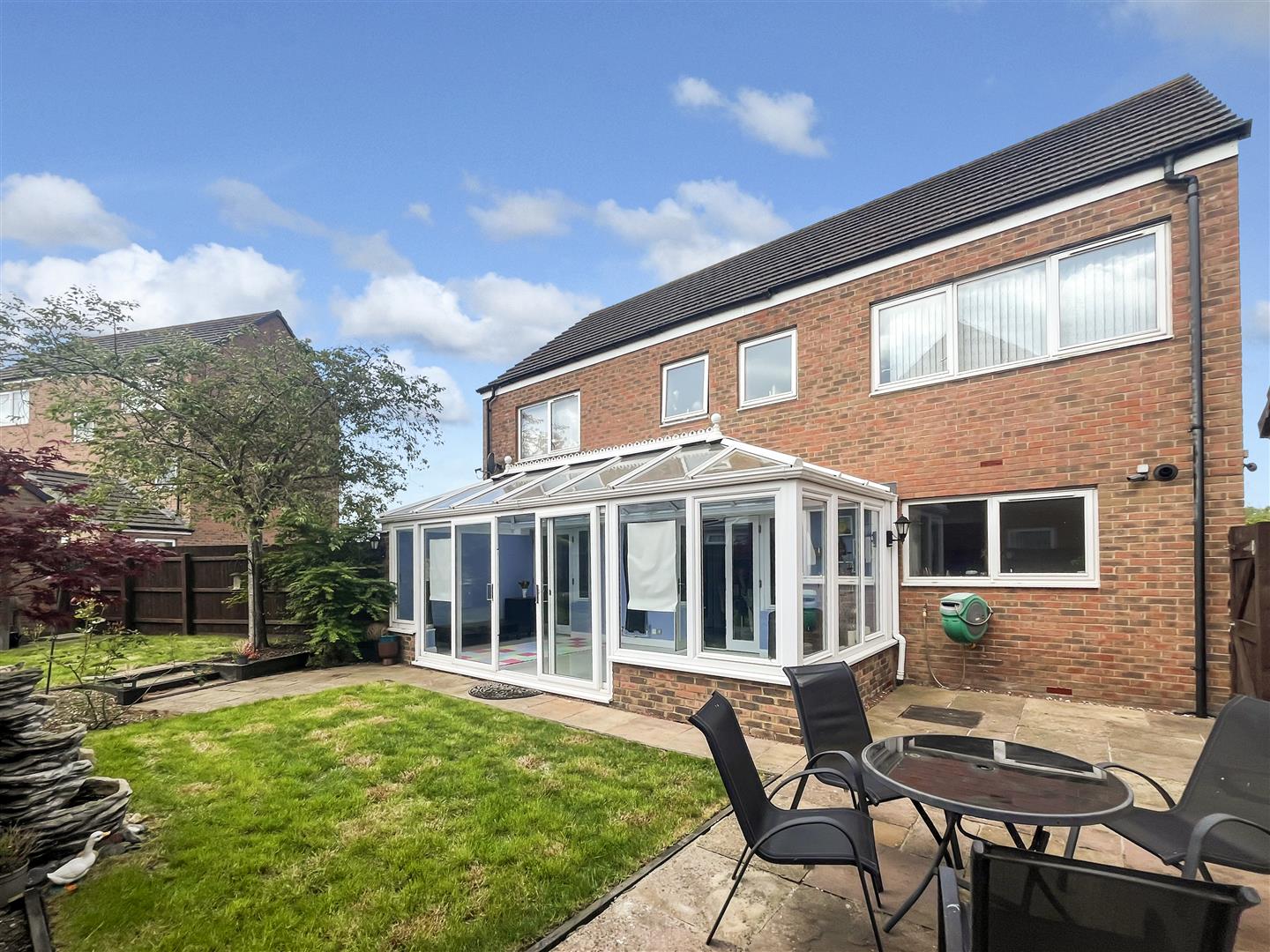 4 bed property in Southwold Crescent, Milton Keynes